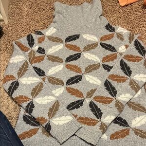 Elegant Leaf Pattern Turtleneck Sweater - Gray, Brown, Black, White